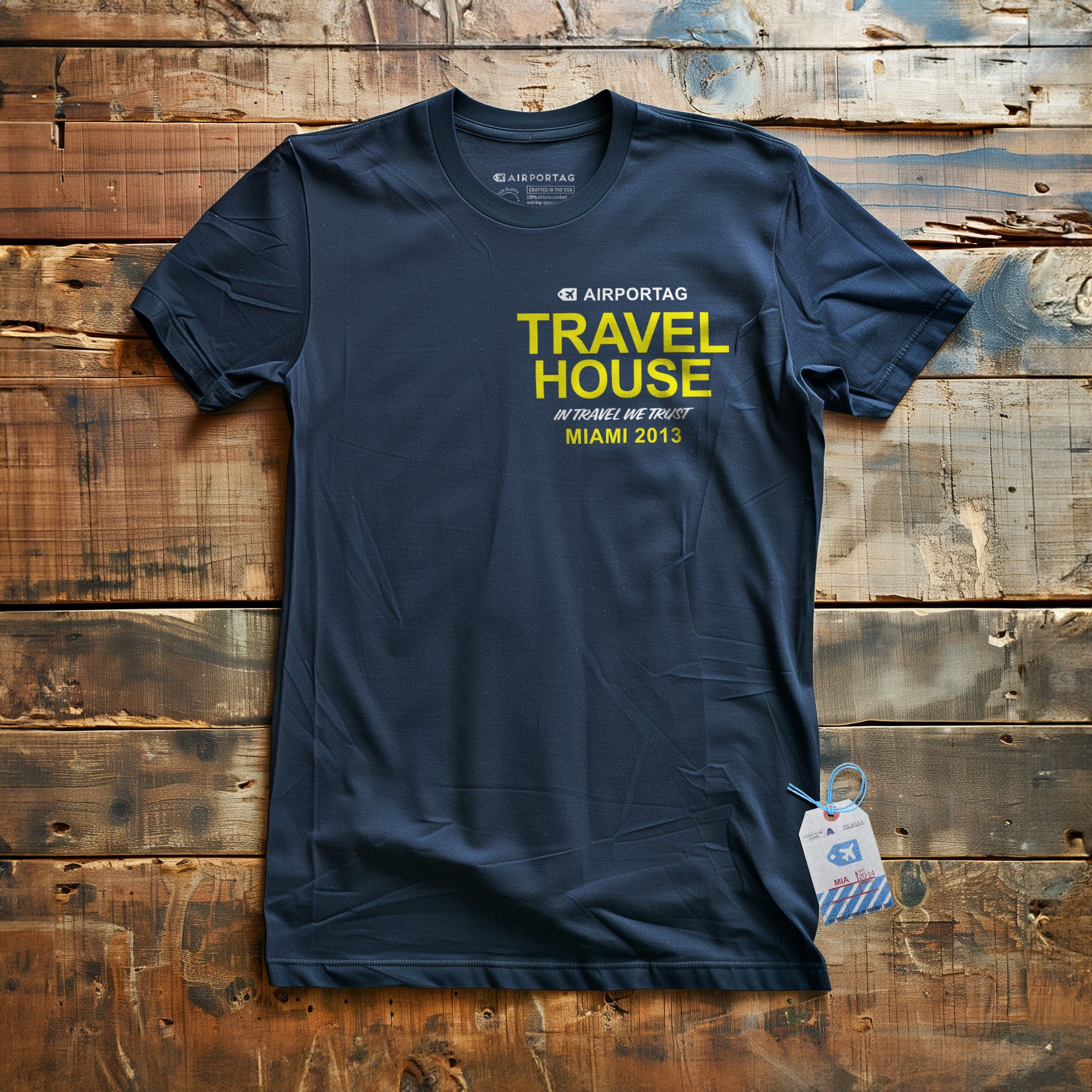 Travel House - T-Shirt