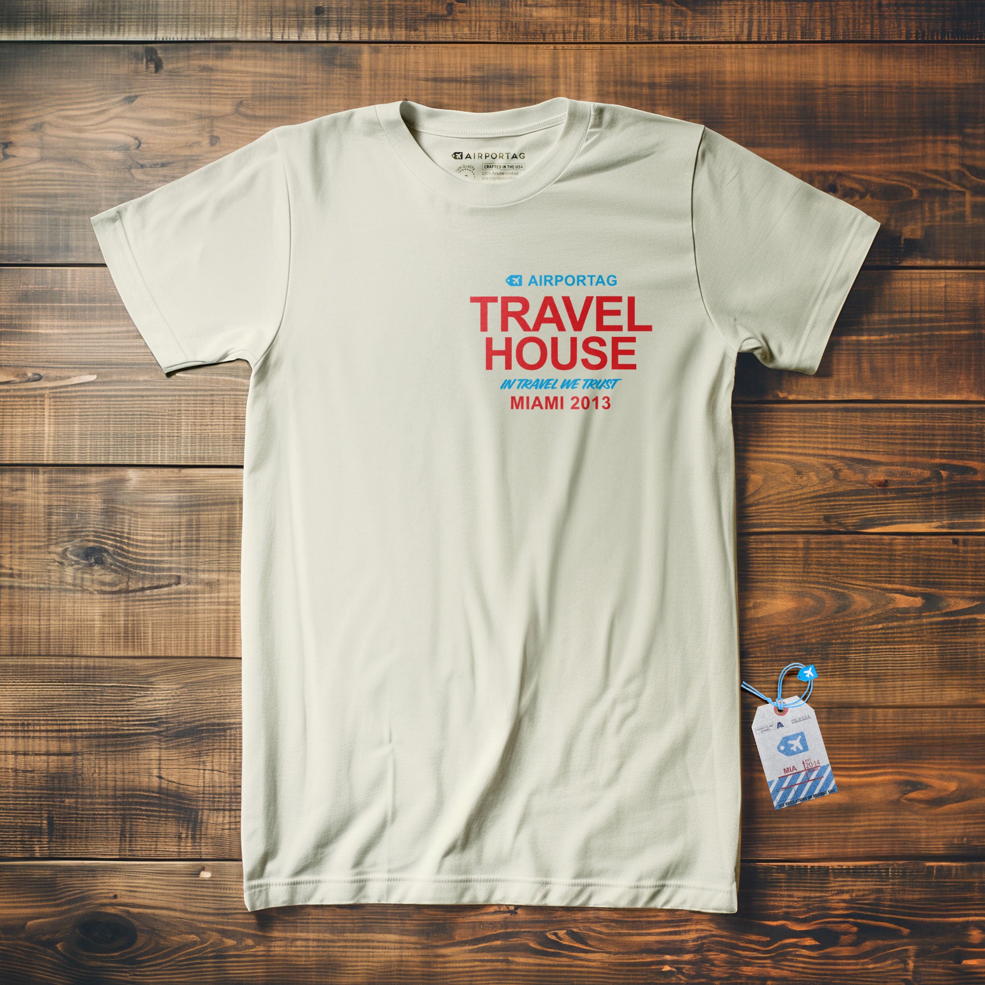 Travel House - T-Shirt