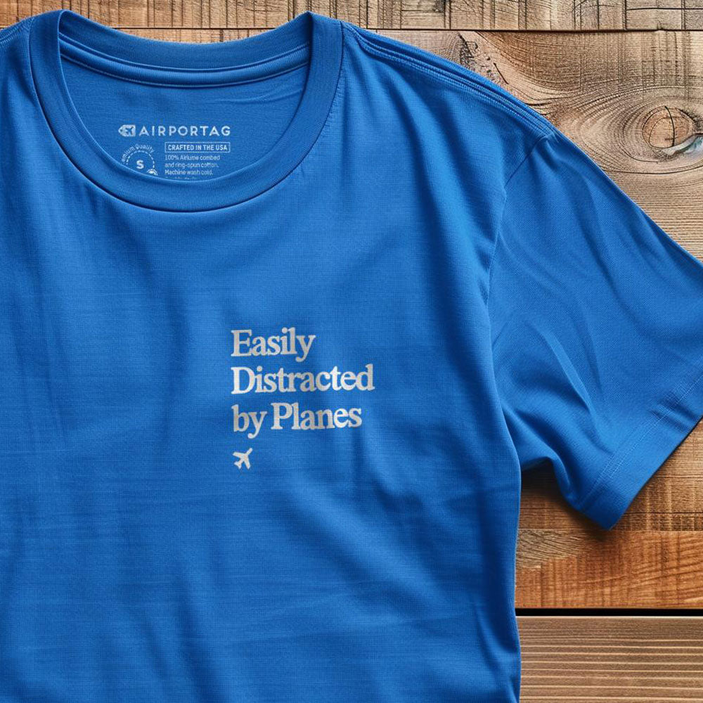 Distracted by Planes - Pocket - T-Shirt