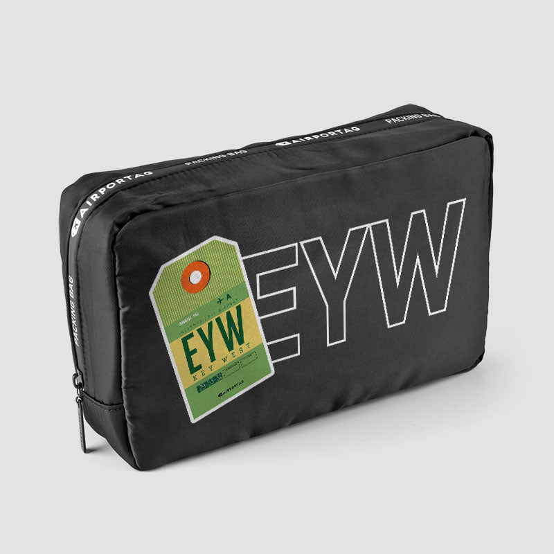 EYW - ポーチバッグ