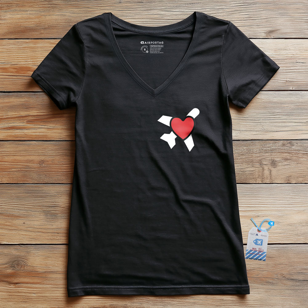 Heart Plane - Women's V-Neck T-Shirt