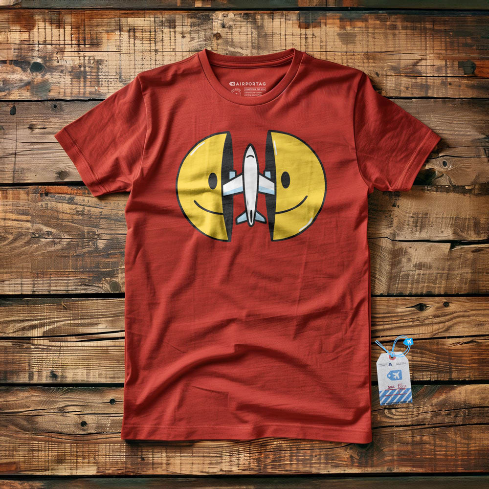 Open Smile Plane - T-Shirt