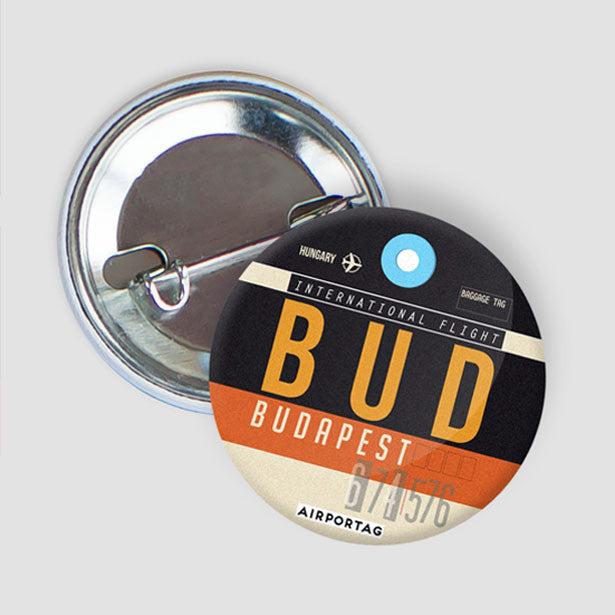 BUD - Button - Airportag