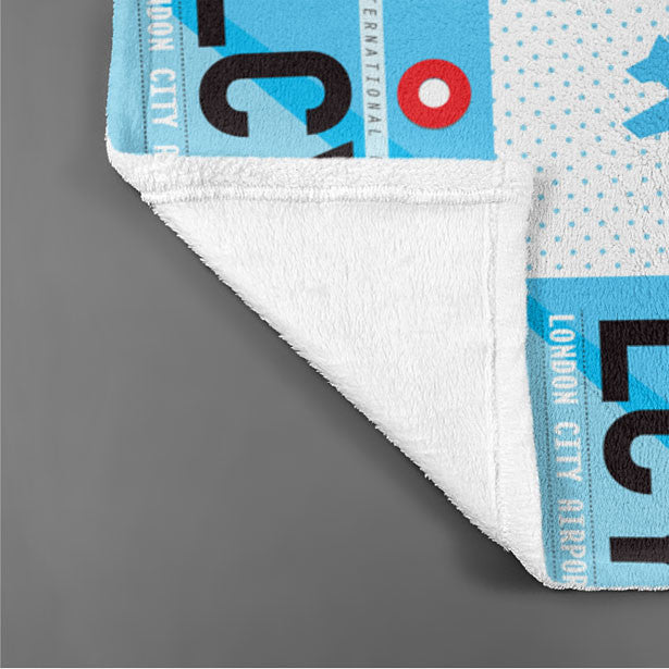 LCY - Blanket - Airportag