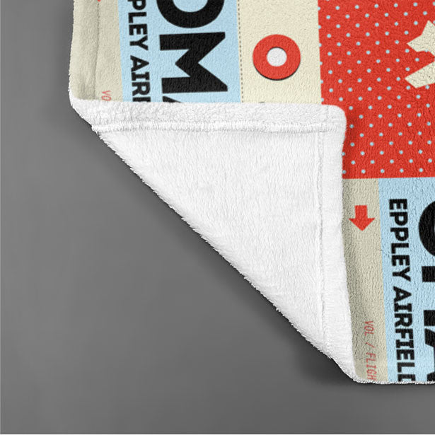 OMA - Blanket - Airportag
