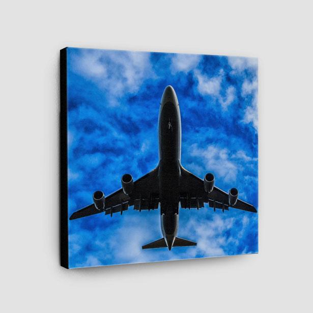Queen and Clouds - Canvas - Airportag