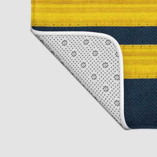 Pilot Stripes - Bath Mat - Airportag