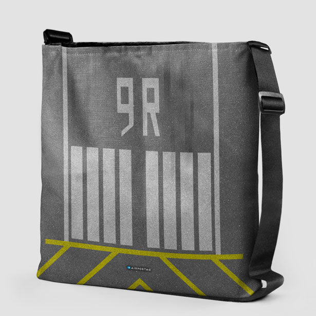 Runway - Tote Bag - Airportag