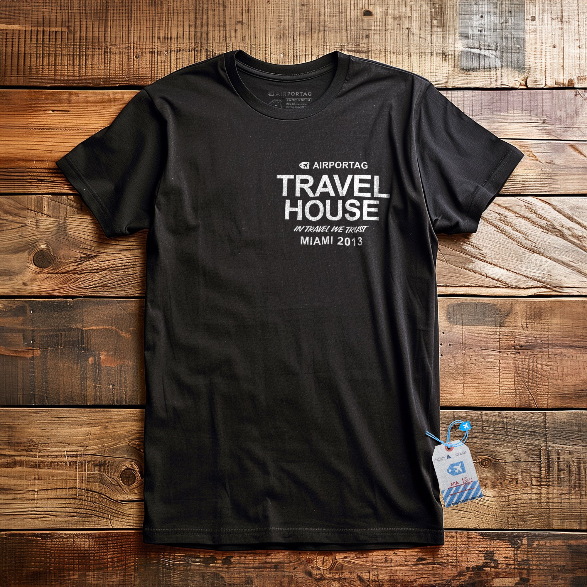 Travel House - T-Shirt