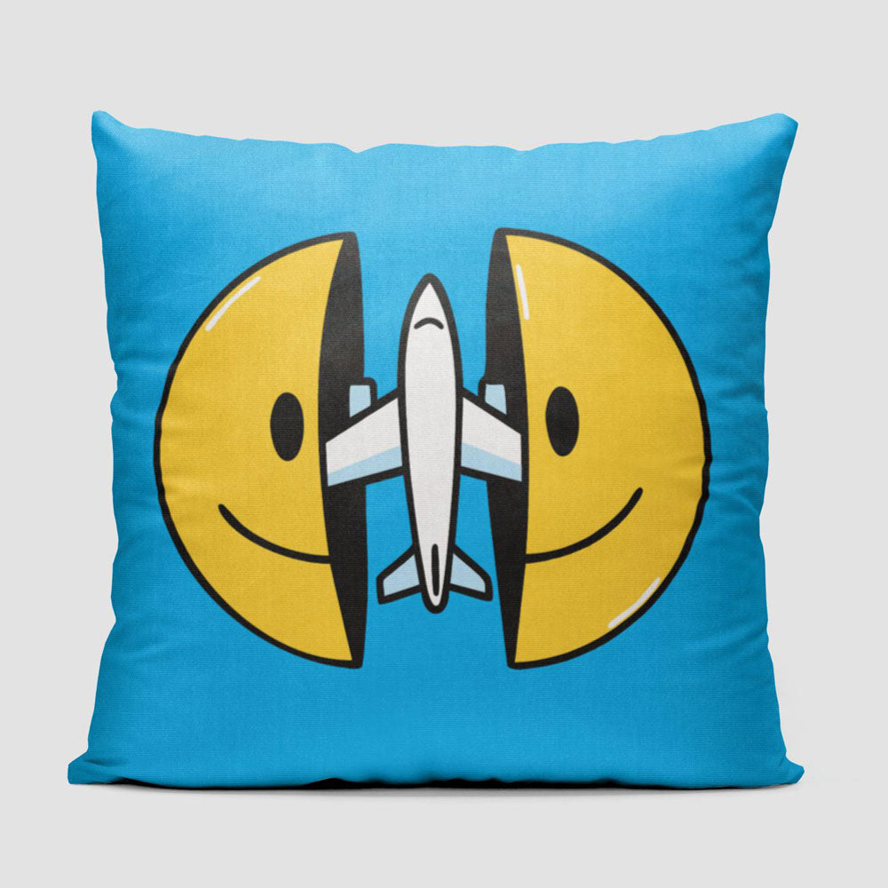 Open Smile Plane - Throw Pillow