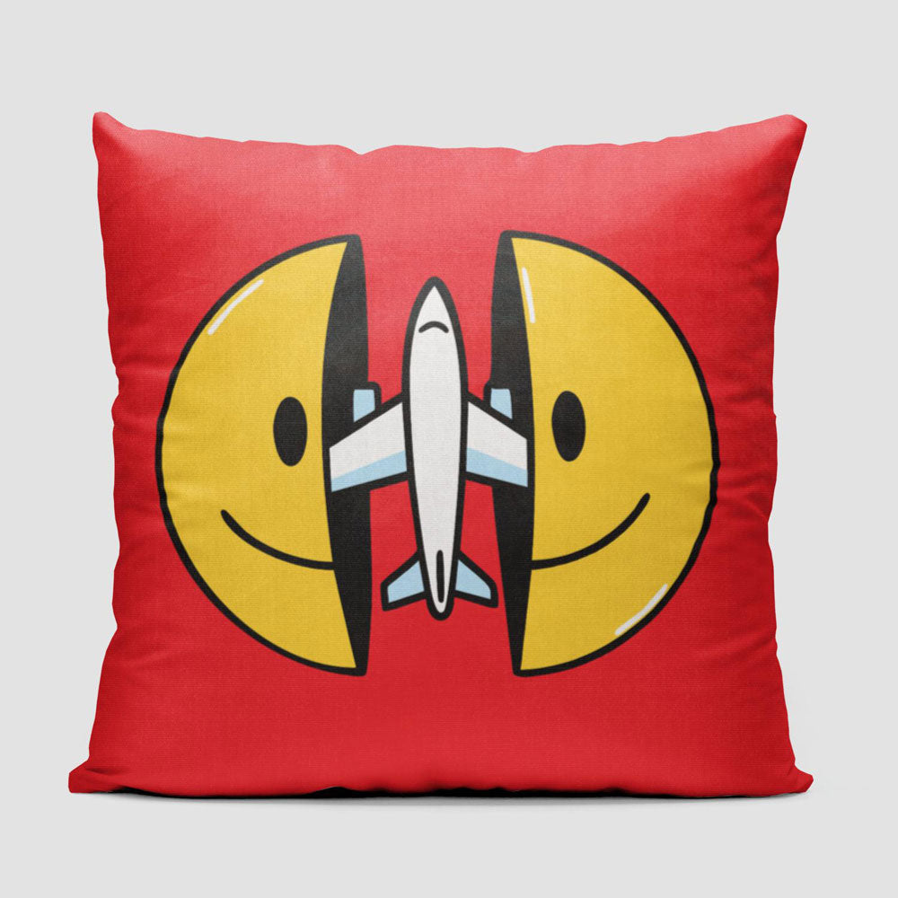 Open Smile Plane - Throw Pillow