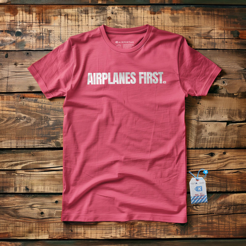 Airplanes First - T-Shirt - Pink