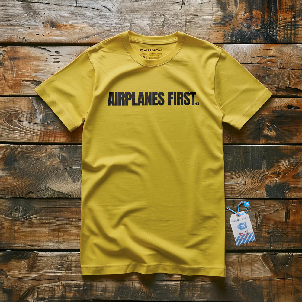 Airplanes First - T-Shirt - Yellow