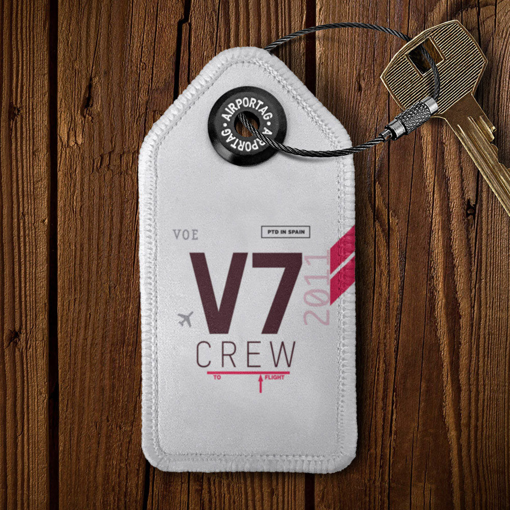 V7 - Keychain