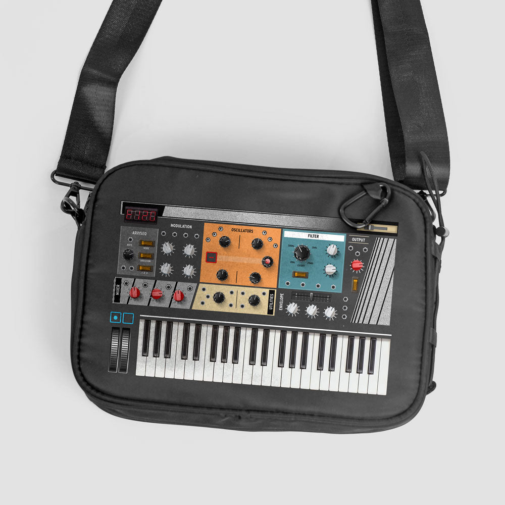 Color Synth - Travel Bag