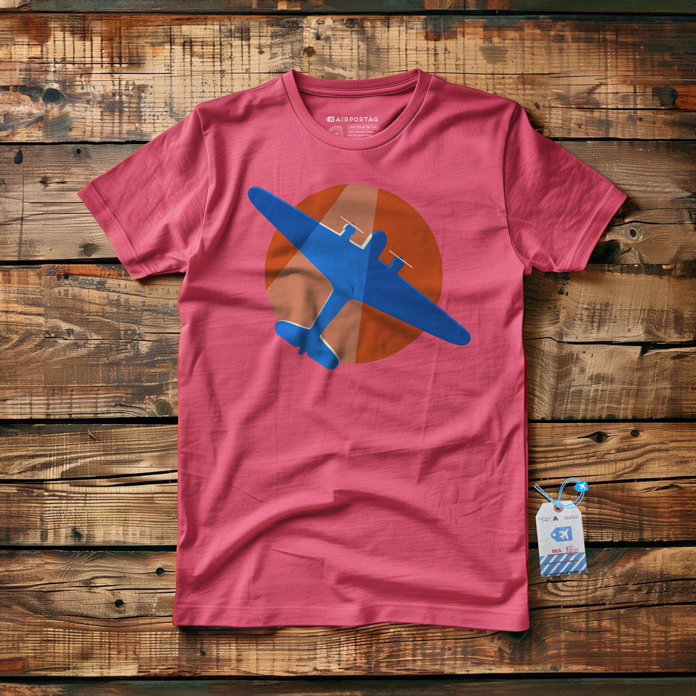 DC-3 Flying Overhead Minimalist - T-Shirt