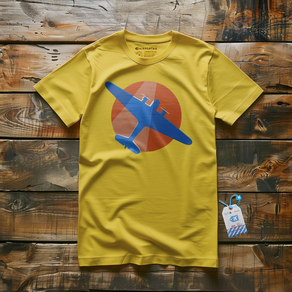 DC-3 Flying Overhead Minimalist - T-Shirt