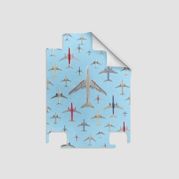 Airplanes Above - Luggage airportag.myshopify.com
