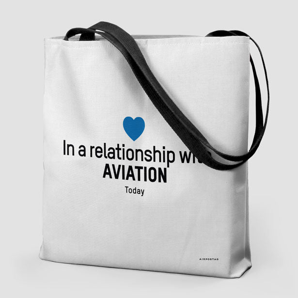 In a relationship with aviation - Tote Bag - Airportag