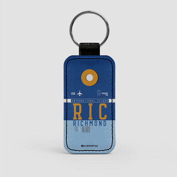 RIC - Leather Keychain - Airportag
