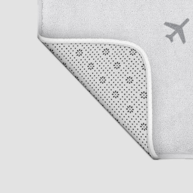 V7 - Bath Mat - Airportag