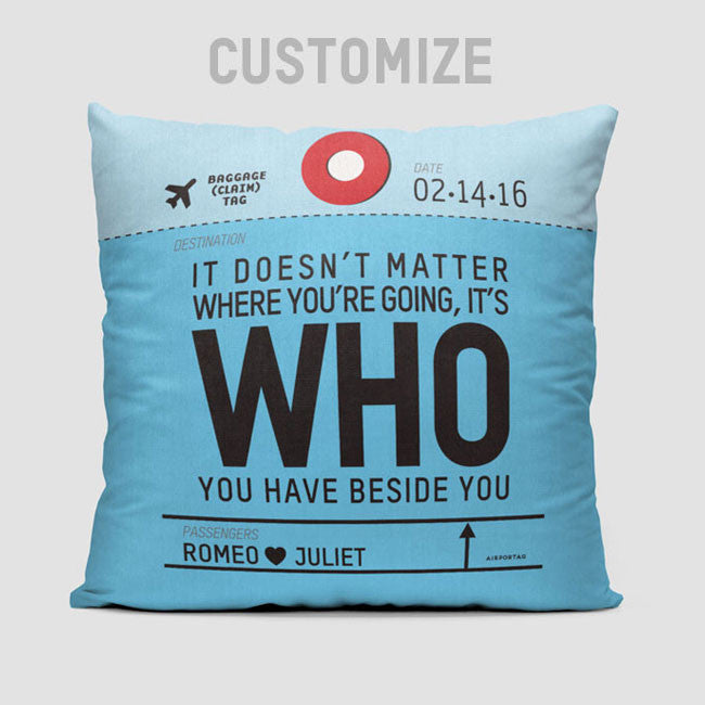 It Doesn't Matter - Throw Pillow - Airportag