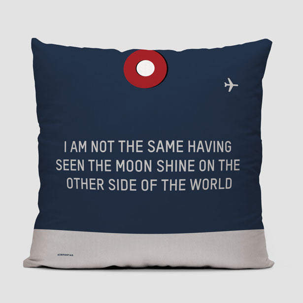 I Am Not The Same - Throw Pillow - Airportag
