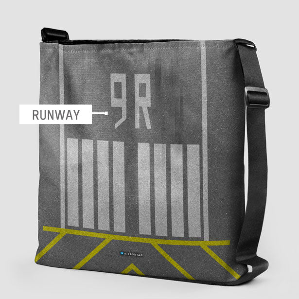 Runway - Tote Bag - Airportag